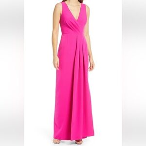 Vince Camuto Sleeveless V-neck Gown, size 4